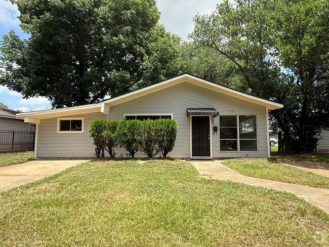 Building Photo - 3107 Stafford St Rental