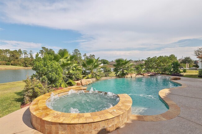 Photo - 22 Post Shadow Estate Dr