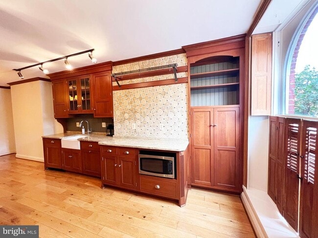 Photo - 125 Warren Ave