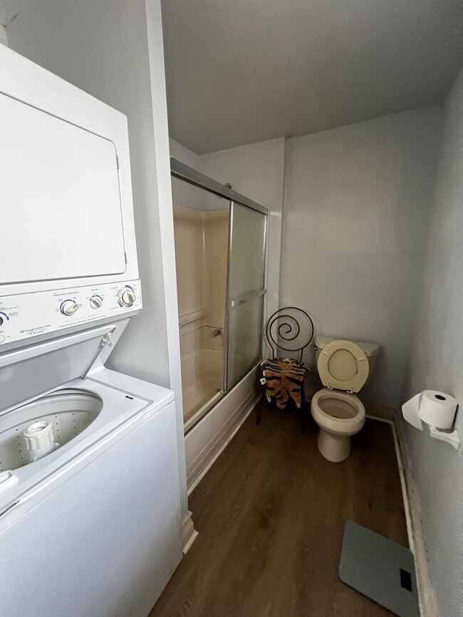 Photo - 425 N Preston St Unit 2F