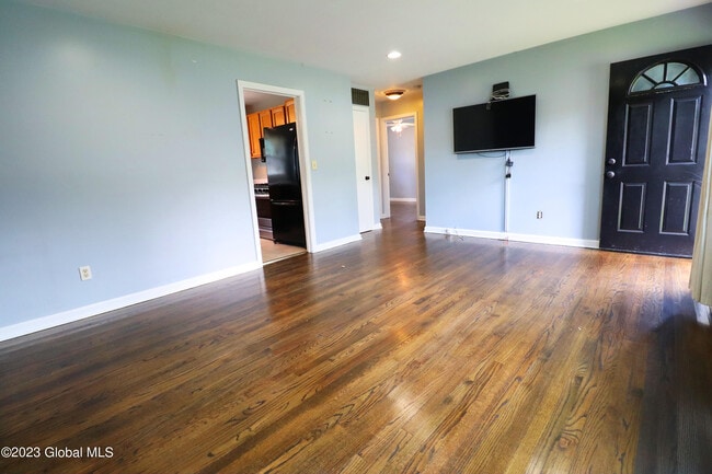 Photo - 66 Cordell Rd