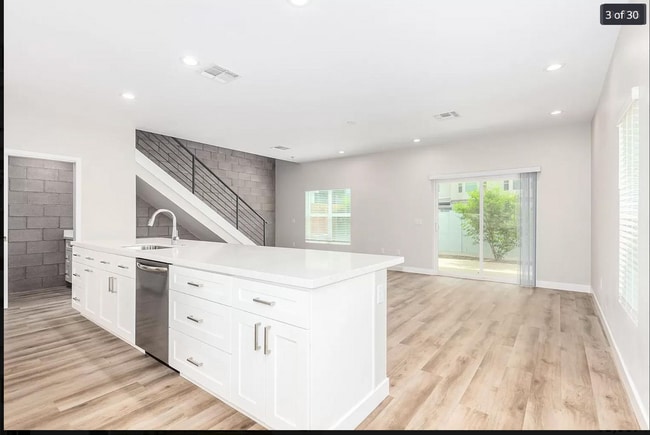 Photo - 3006 N 34th St