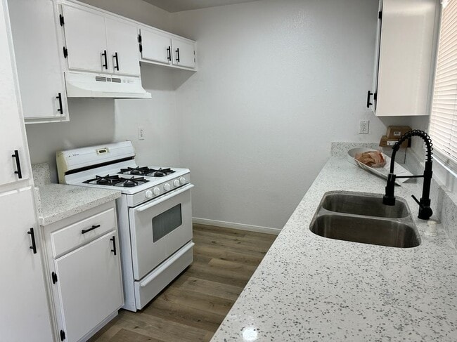 Photo - 17785 Carson Cir