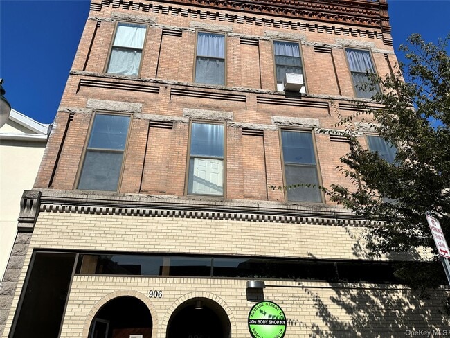 Building Photo - 906 South St Unit 2 Rental