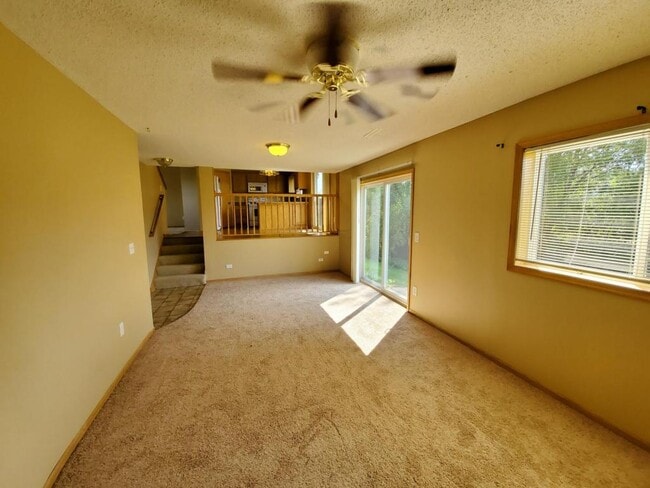 Photo - 30820 Reflection Ave