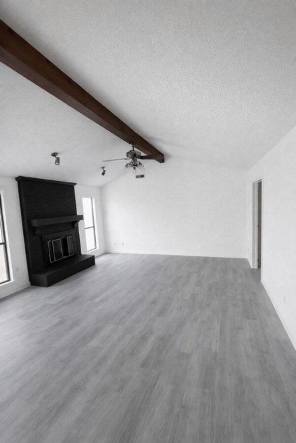 Photo - three bedroom house, in quiet family neighborhood