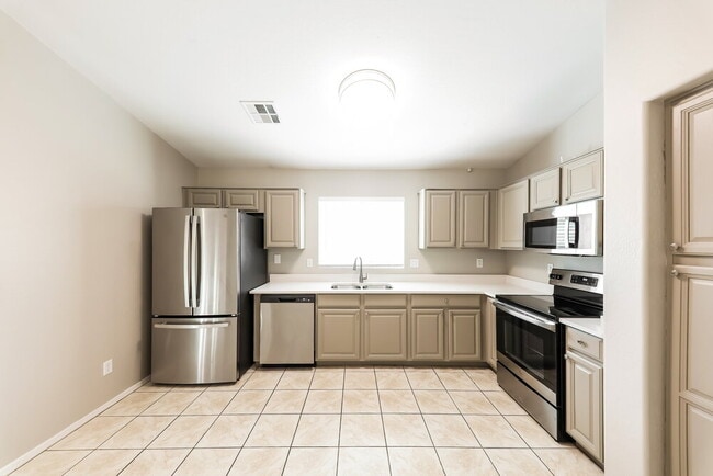 Photo - 1465 S 230th Dr