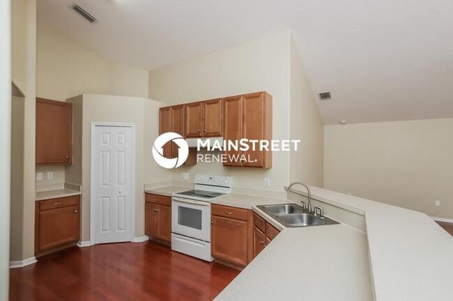 Photo - 3 Bedroom Pet-Friendly Home in MELBOURNE, FL with Main Street Renewal