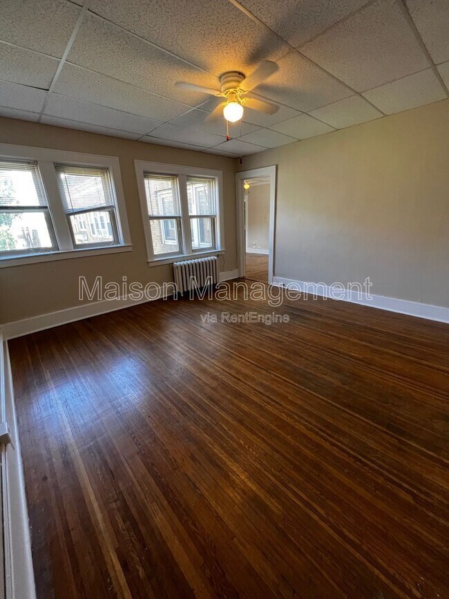 Photo - 1625 East Ave Unit 305
