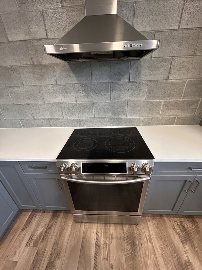 Photo - 2620 Alliance St