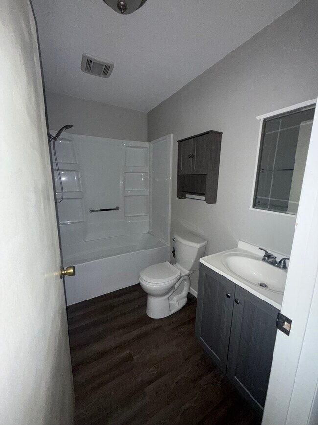 Photo - 1003 N Monroe St Unidad 1003