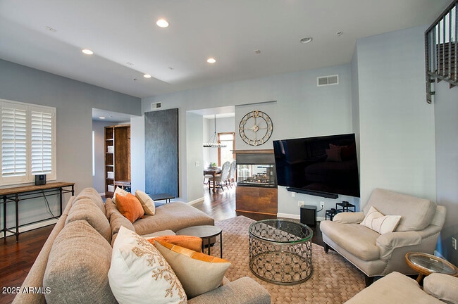 Photo - 5010 N 34th St