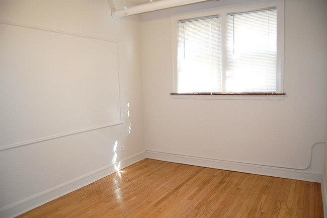 Photo - Ravenswood Apartments