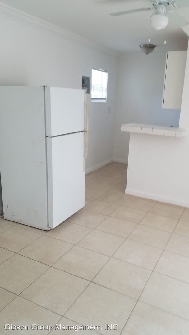 Photo - 528 SW 5th Ave