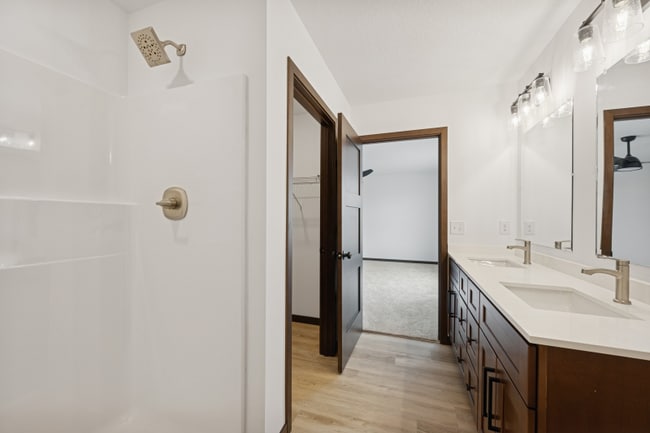 Photo - 18061 Walnut Circle