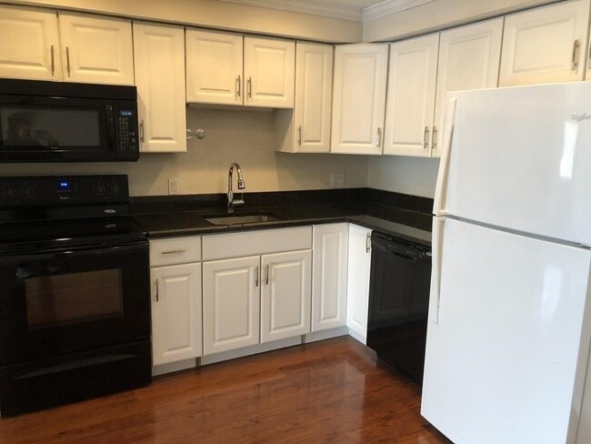 Photo - 915 Edgell Rd Unit 73