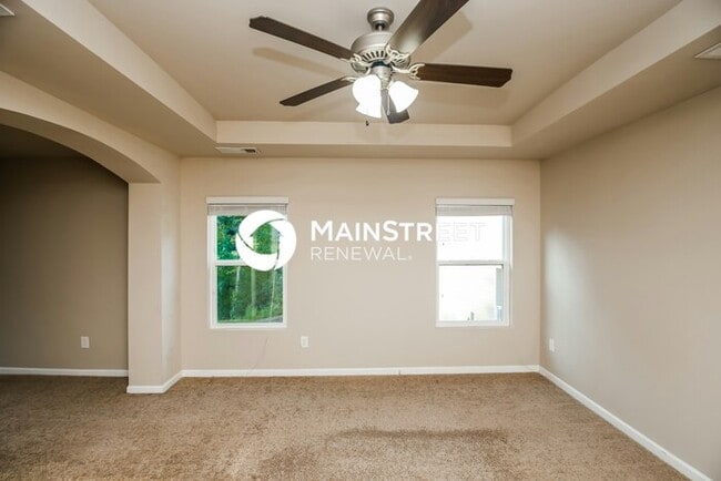Photo - 3 Bedroom Pet-Friendly Home in Dallas, GA with Main Street Renewal