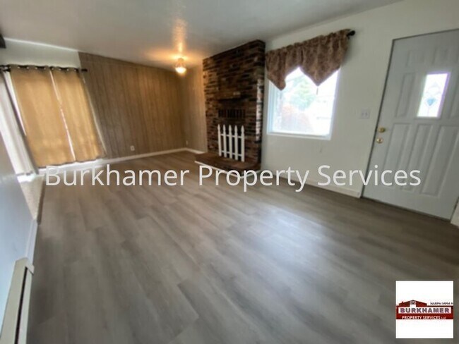 Photo - 1315 W Young St