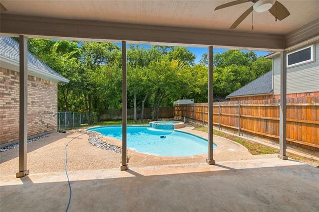 Photo - 1205 Shannon Ln