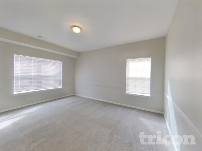 Photo - 238 Heartwood Hill