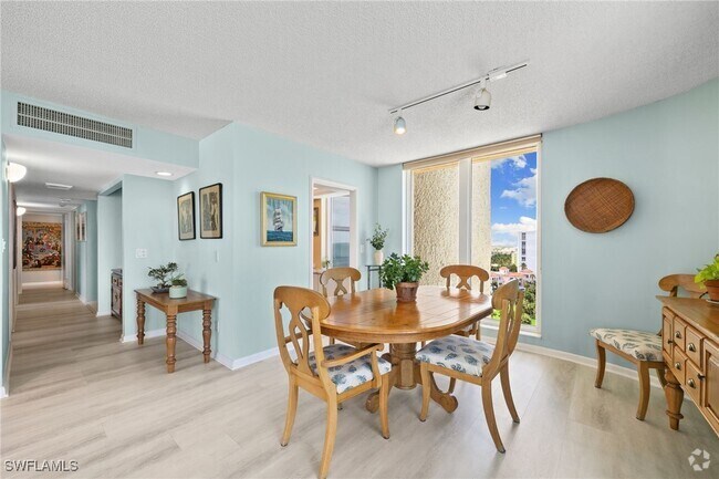 Building Photo - 4001 Gulf Shore Blvd N Unit 1106 Rental