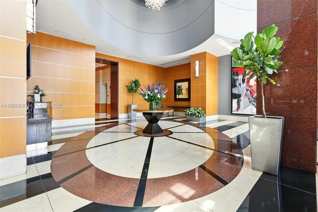 Photo - 244 Biscayne Blvd Unidad 2405