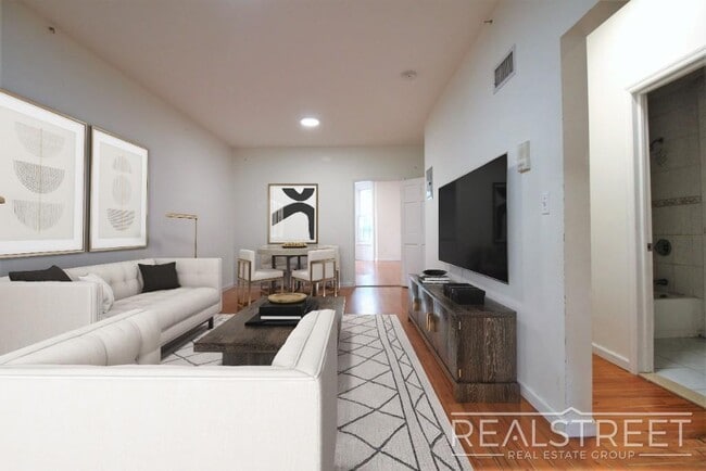 Building Photo - NO FEE! 3 BED 1.5 BATH DUPLEX in Stuyvesan... Rental