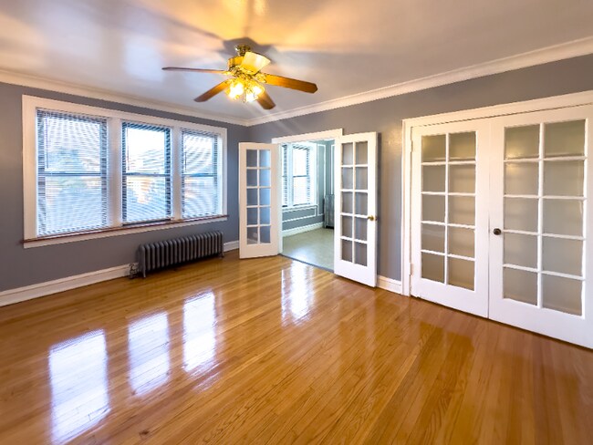 Photo - 1553 W 83rd St Unit 1