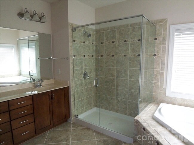 Photo - 3100 Collaroy Rd