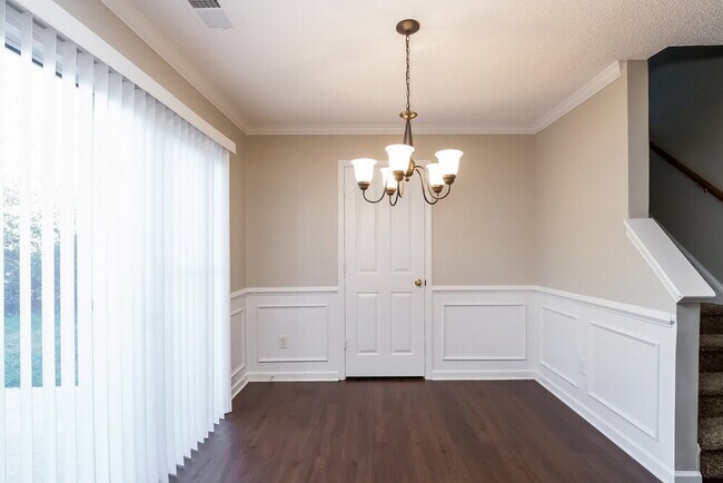 Photo - 3730 Sipes Ln