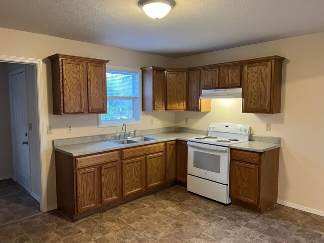 Photo - 1021 E Lynn St