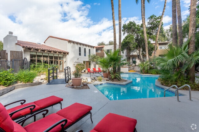 Photo - Casas Adobes Apartments