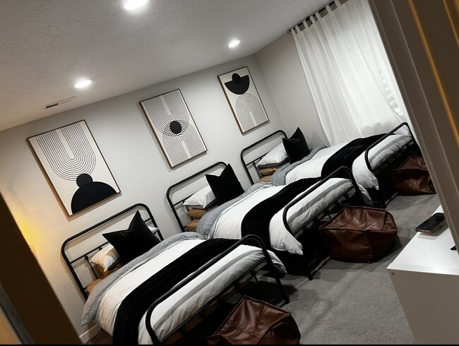 Photo - 5151 W Split Rock Dr