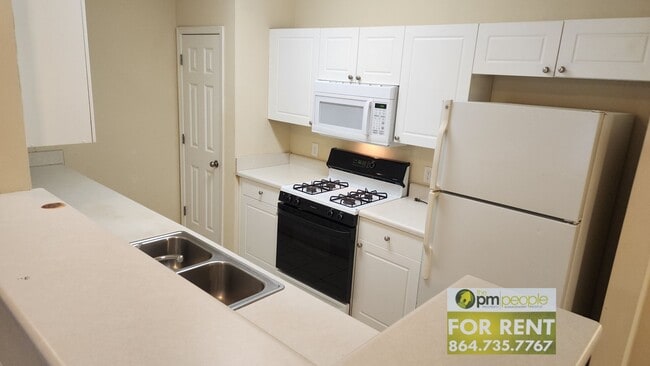 Photo - 3/2 Condo in Great Greenville Location!