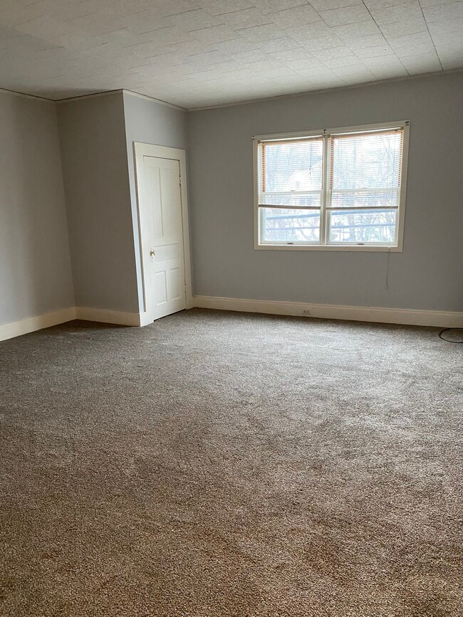 Living Room - 498 N Main St Unit 2nd Floor Walkup