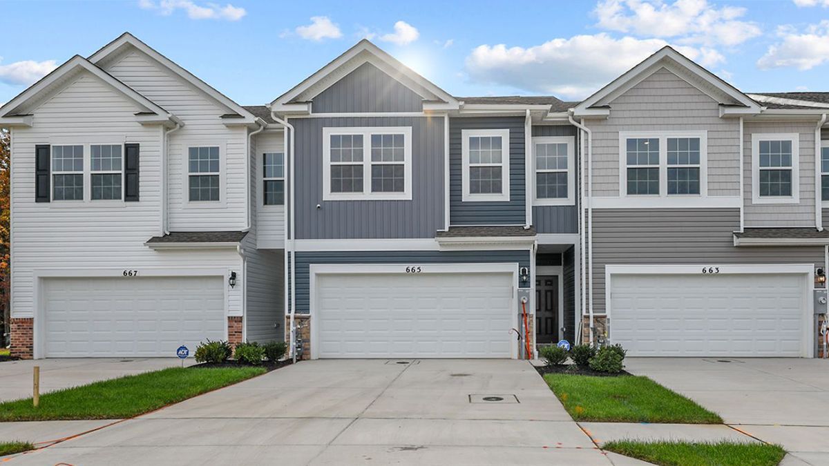 Photo - 665 Beadlilly Wy Townhome