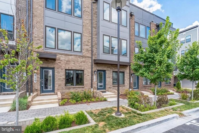 Photo - 8159 Tompkins St Townhome