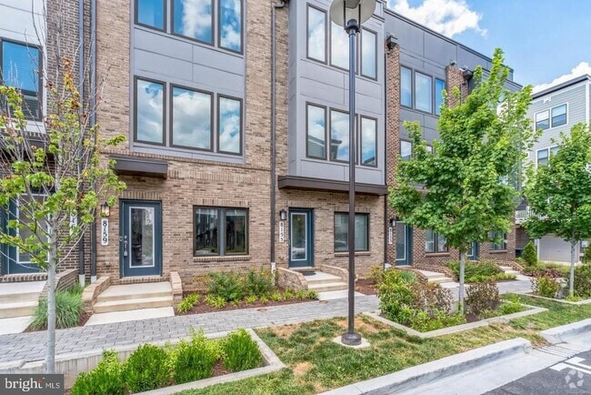 Building Photo - 8159 Tompkins St Rental