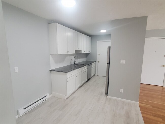 71a Station Street Unit 5A - 71a Station Street Unit 5A Unidad 5A Rental