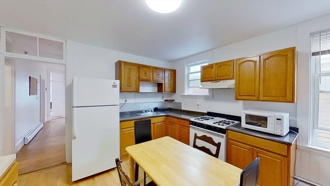 Photo - 60 Calumet St Unit 3