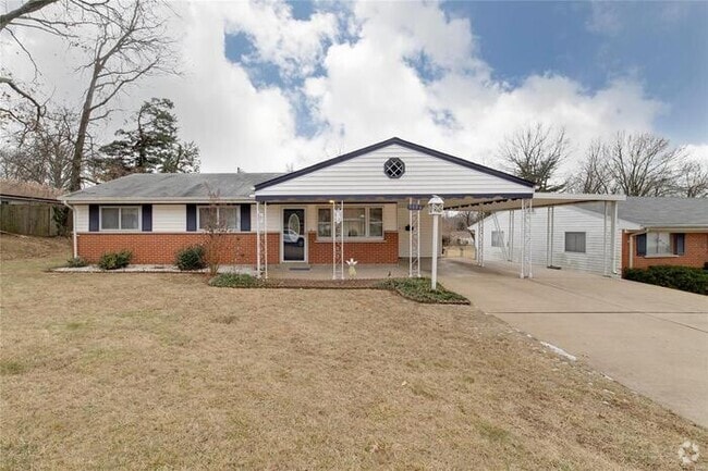 Building Photo - Fantastic 3bd/2ba home! Let yourself in!