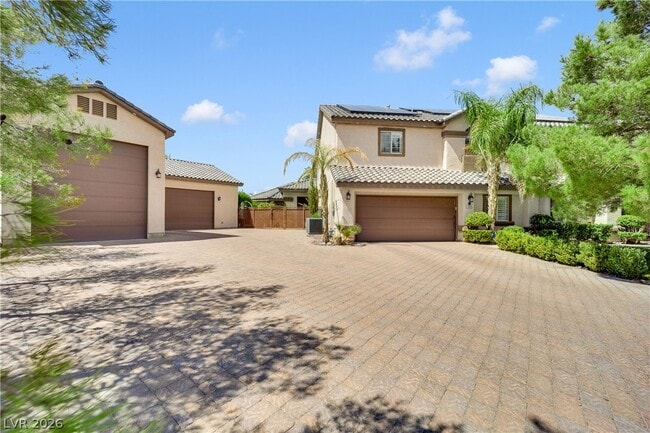 Photo - 7675 Gilespie St