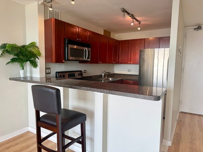 Photo - 655 W Irving Park Rd Unit 4907