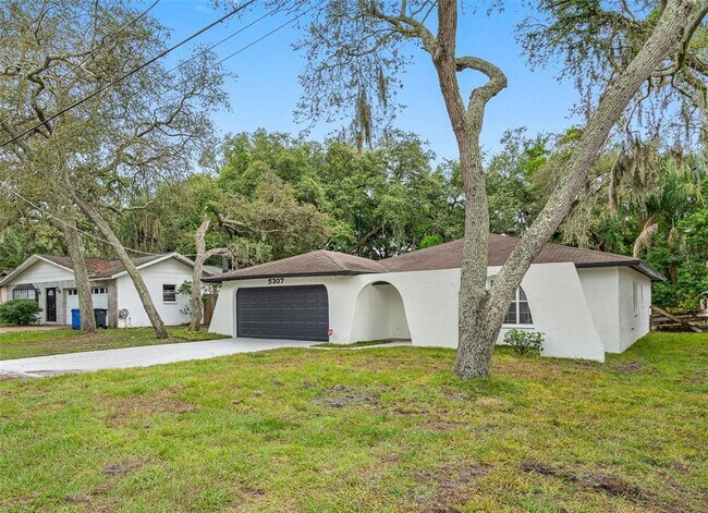 Photo - 5307 Roberta Ln