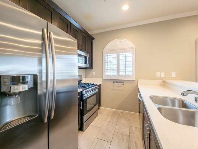 Photo - Luxury Living in Toluca Lake! OPEN HOUSE JUNE 6TH, 2026 from 11:AM to 12:30 PM Unit 18