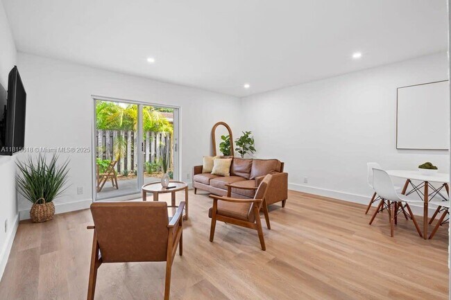 Photo - 817 Tequesta St Unit 3