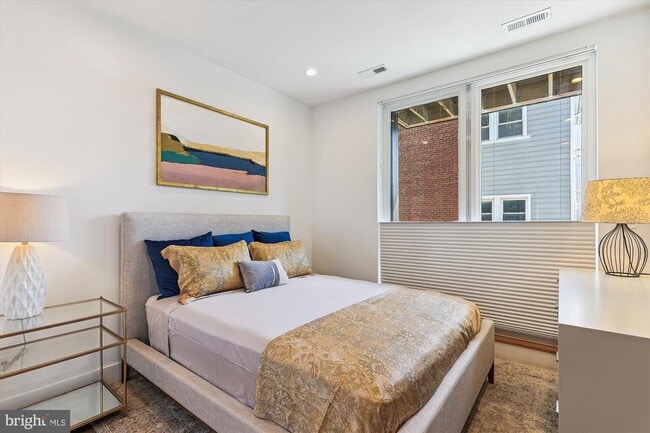 Photo - 3117 Georgia Ave NW Unit 102