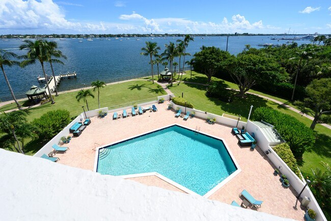 Photo - 5200 N Flagler Dr