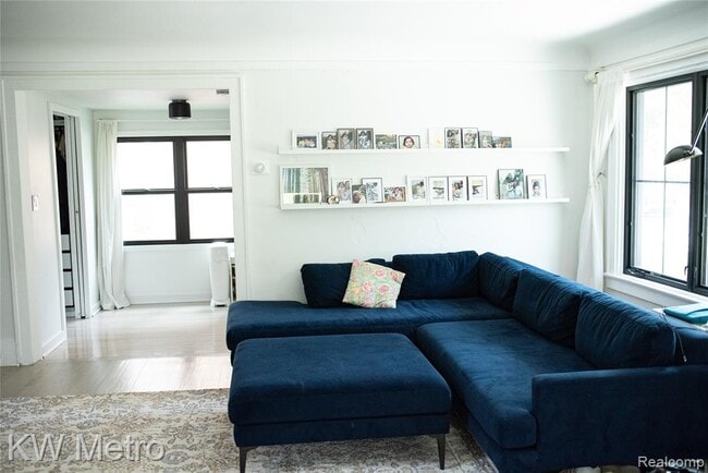 Photo - 2105 Northwood Blvd