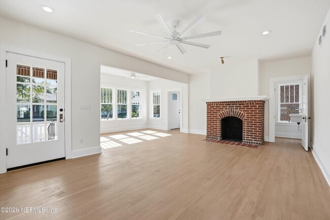 Photo - 2817 Selma St